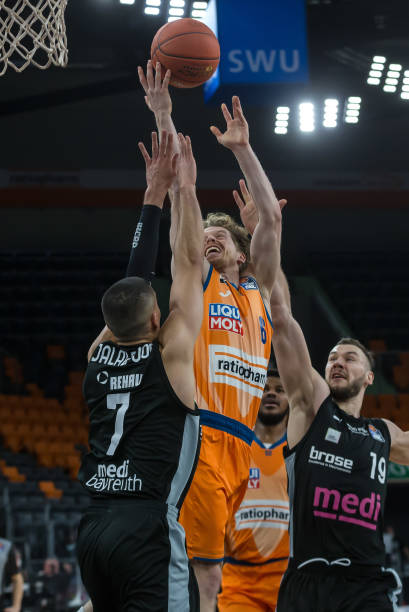 商通过举办 商通过举办