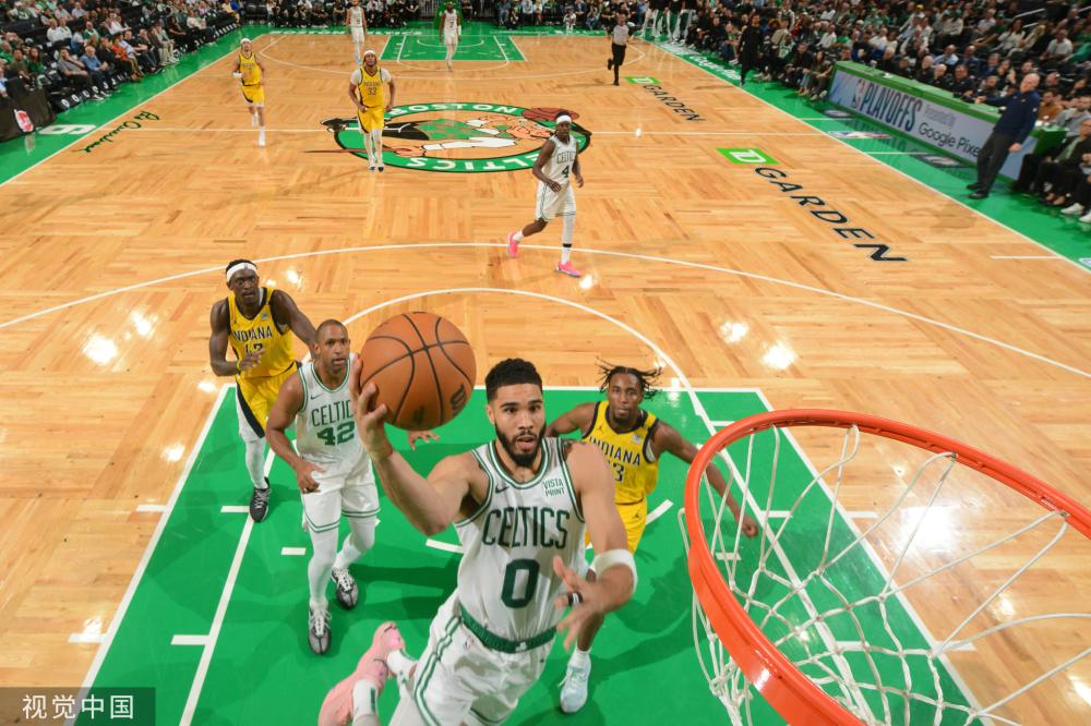 何在困境中 何在困境中