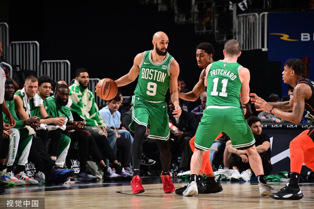 八名球员集 八名球员集